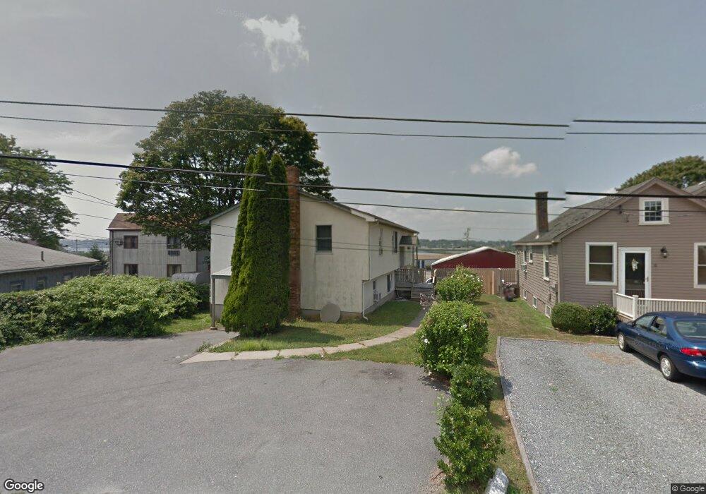 8 Seascape Ave, Middletown, RI 02842 - photo 1