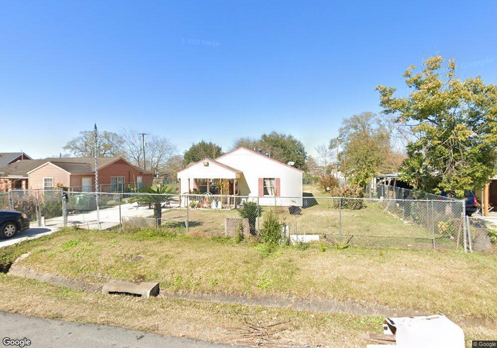 7425 Bradford St, Houston, TX 77087 - photo 1