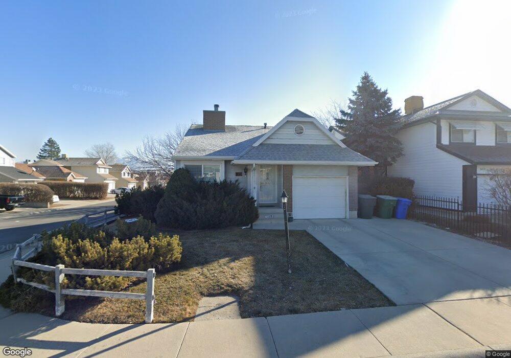 8457 S 3155 W, West Jordan, UT 84088 - photo 1