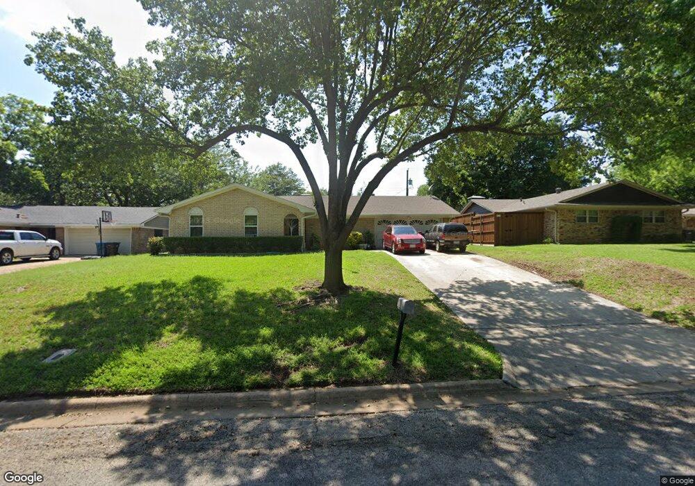 611 Edwards Dr, Denison, TX 75020 - photo 1