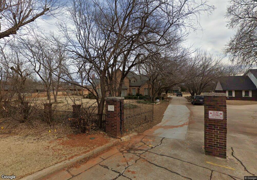 1425 SE 1st St, Moore, OK 73160 - photo 1