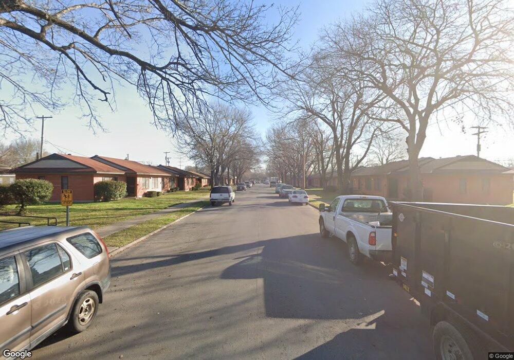 2576 NW Northwest Ave, Corsicana, TX 75110 - photo 1