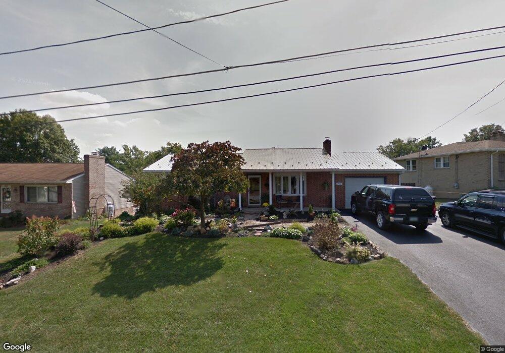 3930 Ricklyn Dr, Chambersburg, PA 17202 - photo 1