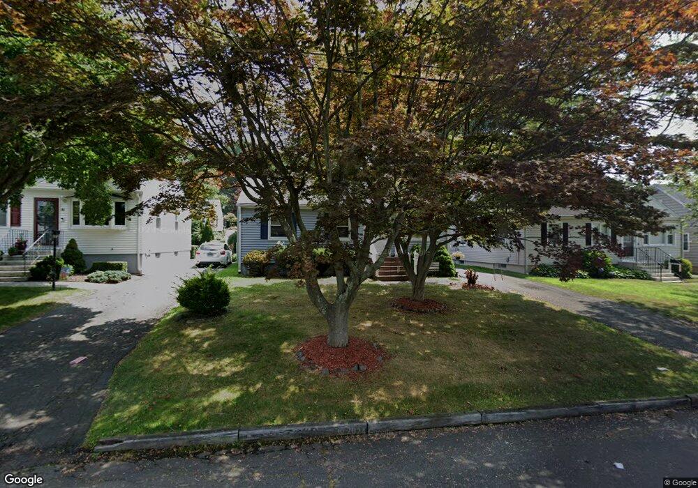 31 Mohawk Dr, West Haven, CT 06516 - photo 1