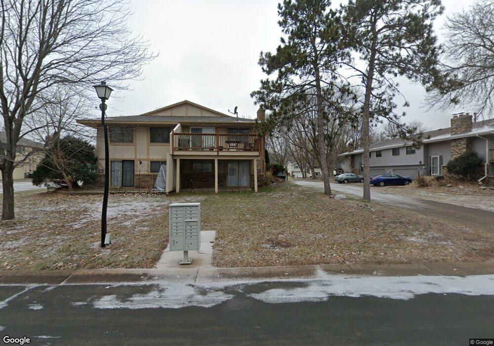 6927 Ives Ln N, Maple Grove, MN 55369 - photo 1