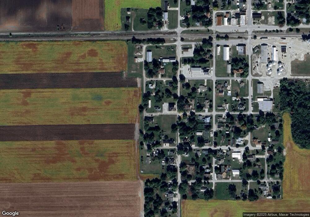 305 W Sycamore St, Kempton, IN 46049 - photo 1