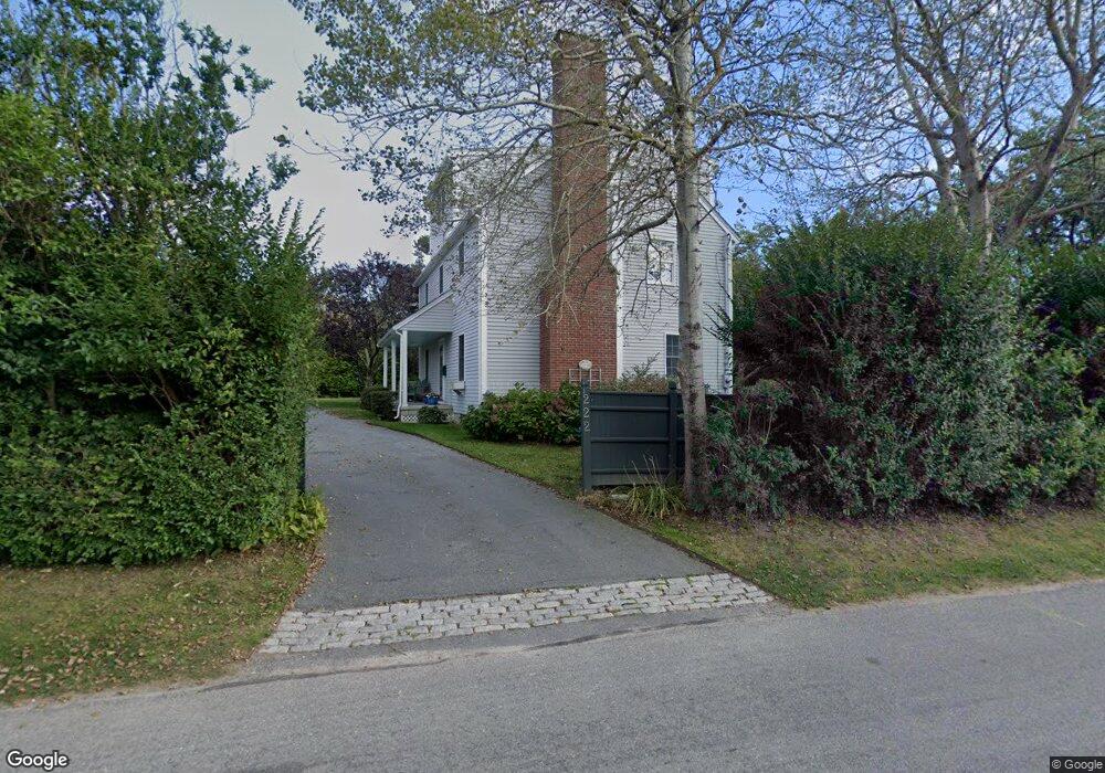 222 Coggeshall Ave, Newport, RI 02840 - photo 1