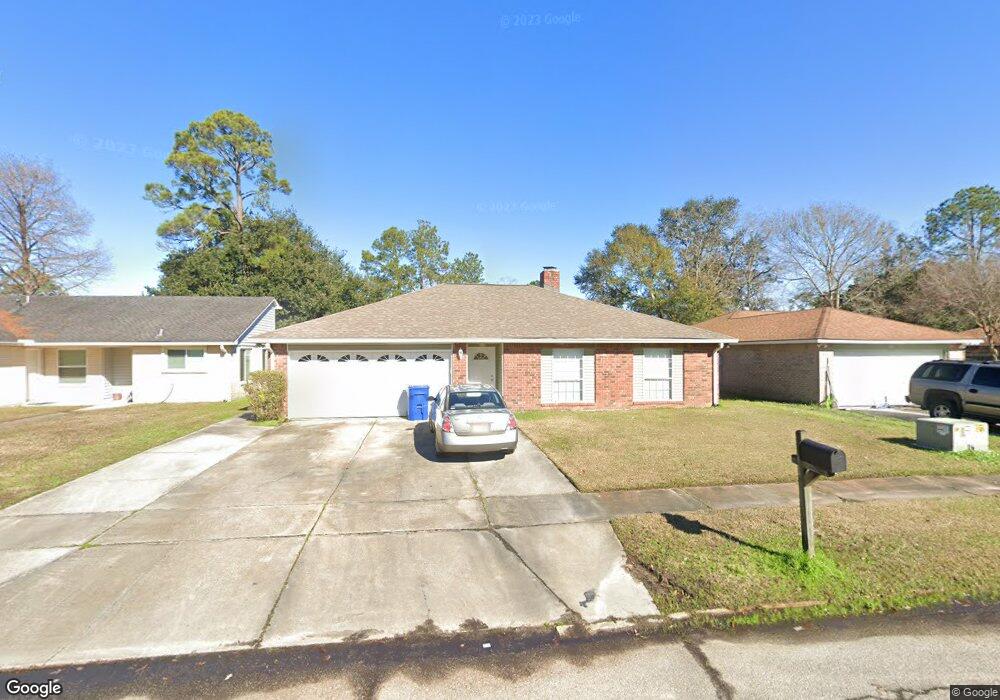 208 Chess Dr, Slidell, LA 70458 - photo 1