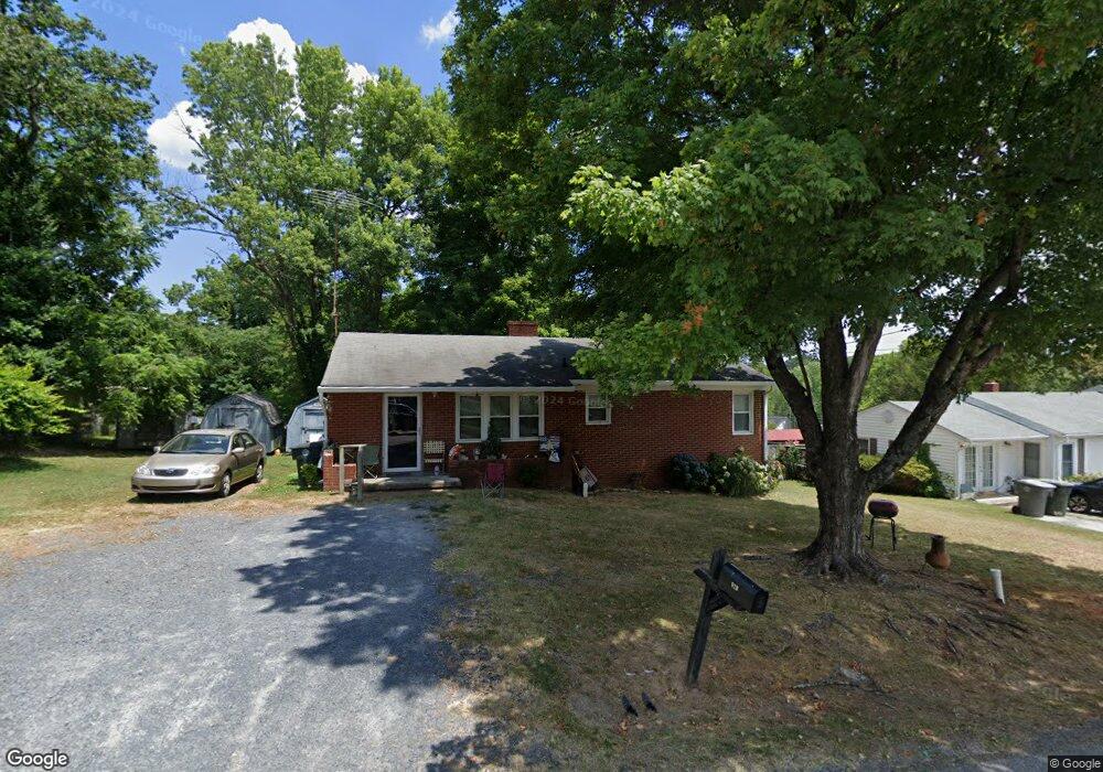 920 Dairy St, Asheboro, NC 27203 - photo 1