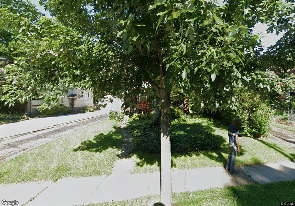 875 College Ave, Columbus, OH 43209 - photo 1