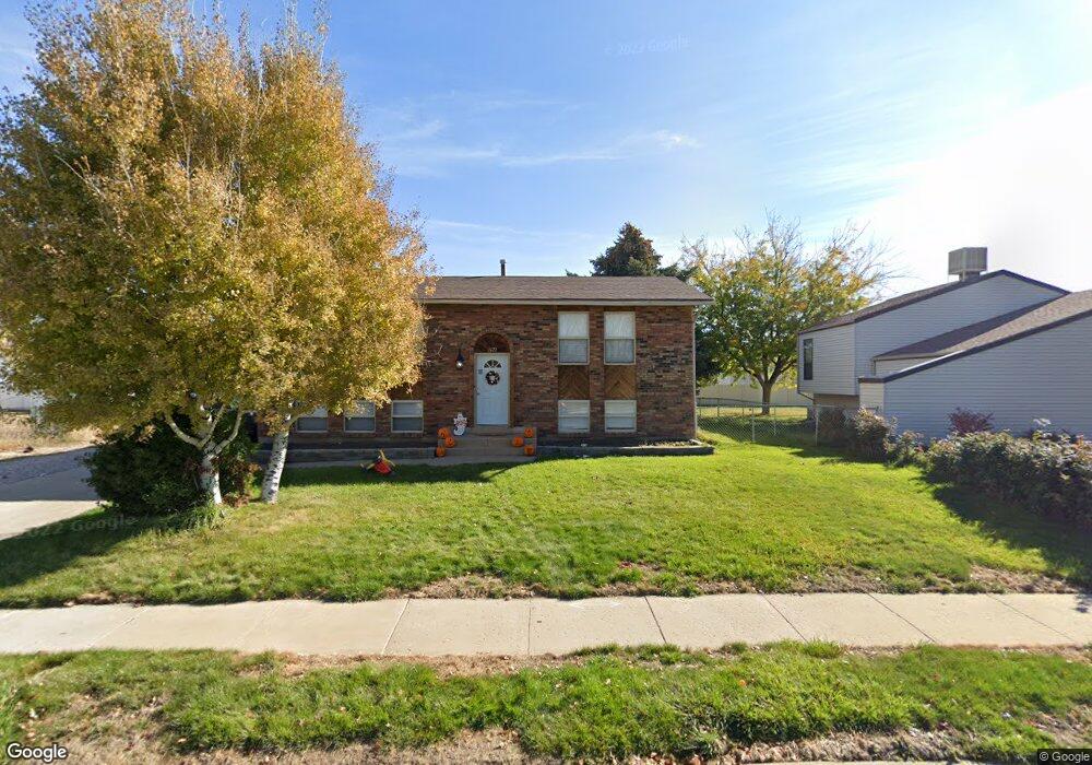 1672 N 2650 W, Clearfield, UT 84015 - photo 1