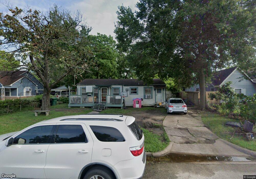 7220 Winfree Dr, Houston, TX 77087 - photo 1