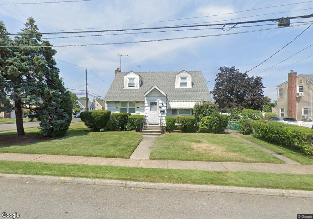 1210 New York Ave, Franklin Square, NY 11010 - photo 1