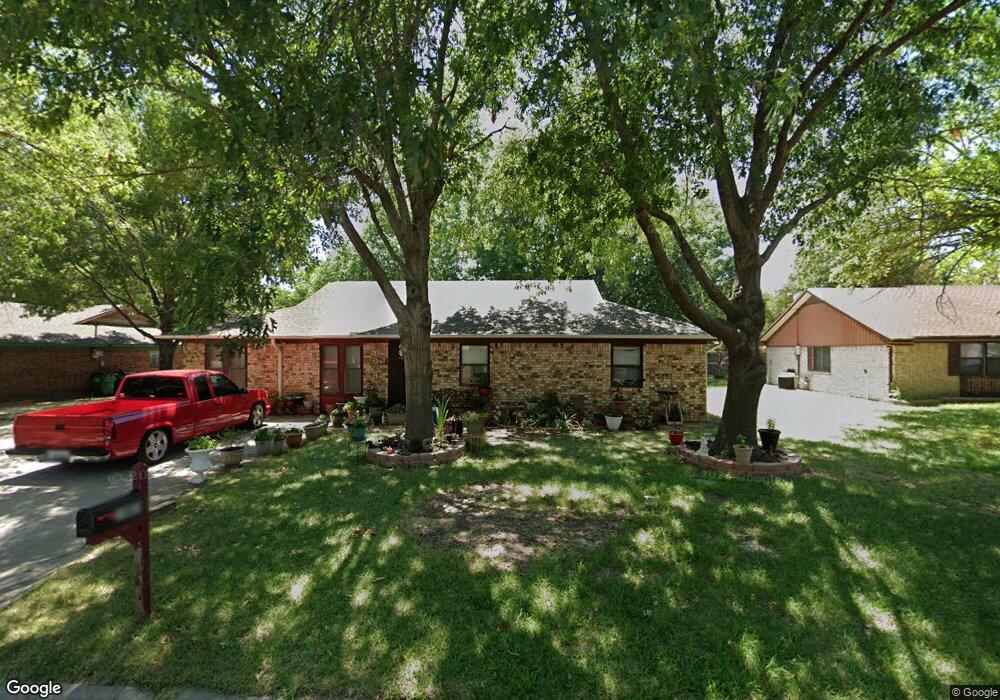 1003 Kent Dr, Gainesville, TX 76240 - photo 1