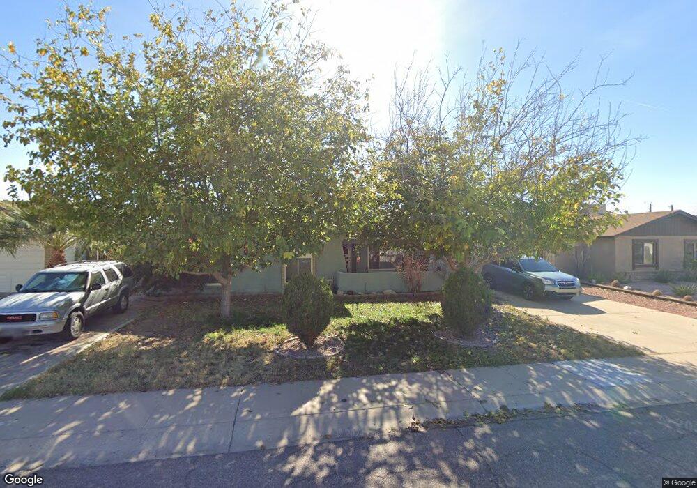 4227 W Seldon Ln unit <$500>, Phoenix, AZ 85051 - photo 1