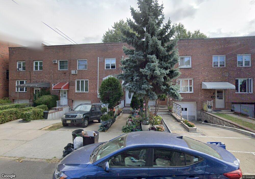 7159 162nd St, Fresh Meadows, NY 11365 - photo 1