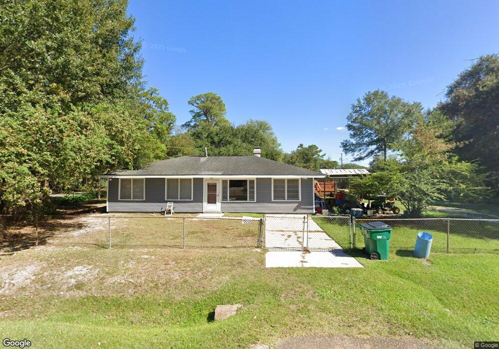 2004 Beth Dr, Slidell, LA 70458 - photo 1