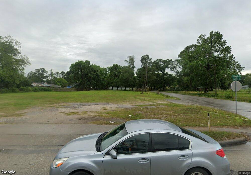 5202 Tidwell Rd, Houston, TX 77016 - photo 1