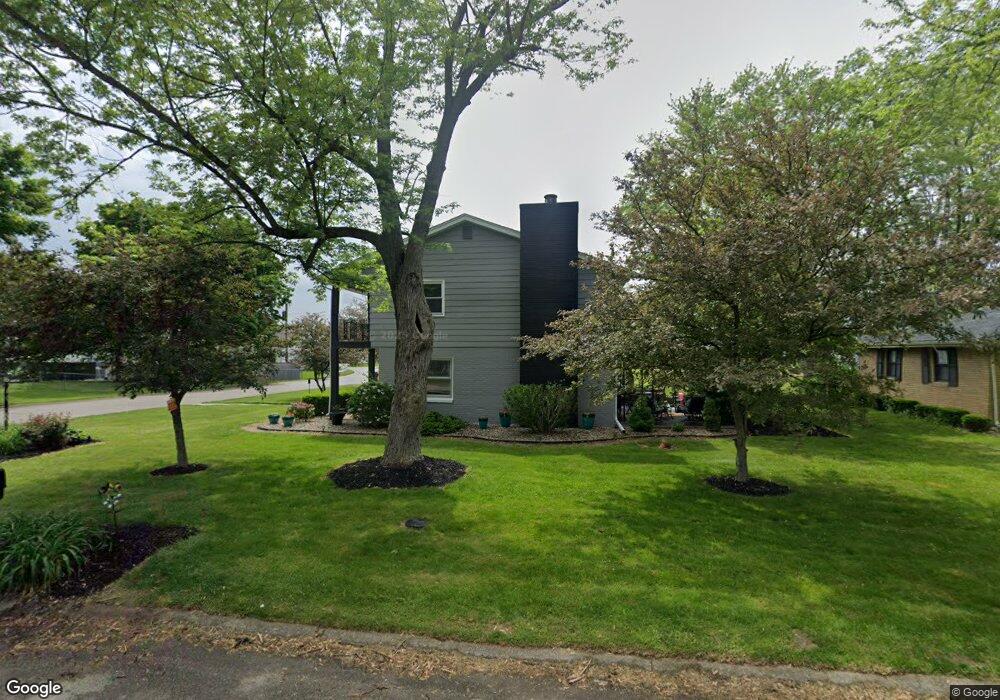 105 N Coventry Dr, Anderson, IN 46012 - photo 1