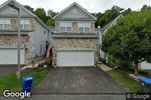 33 Mulberry Dr, Tuxedo Park, NY 10987