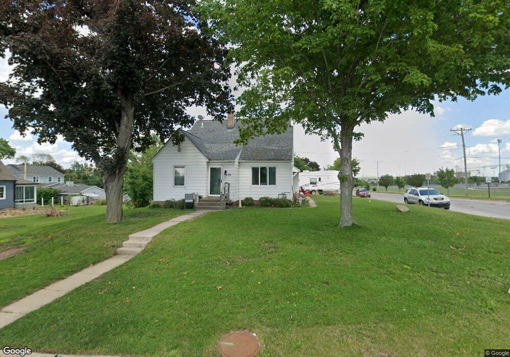 159 15th St SW, Cedar Rapids, IA 52404 - photo 1