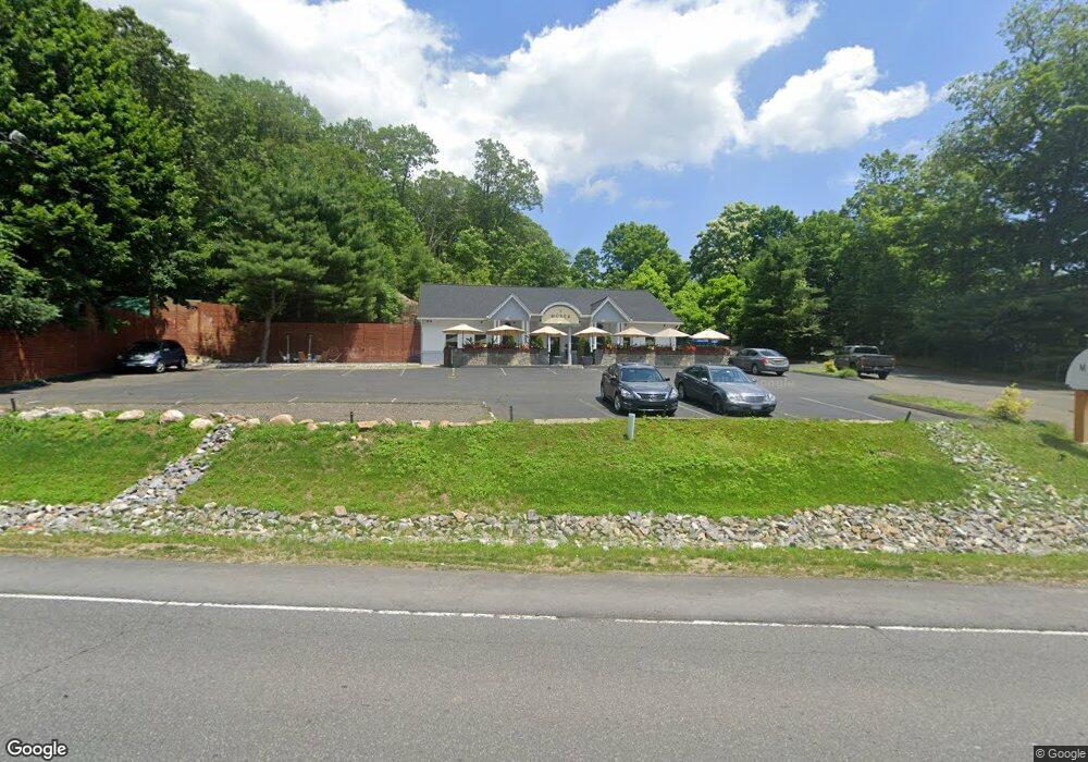 340 Oxford Rd, Oxford, CT 06478 - photo 1