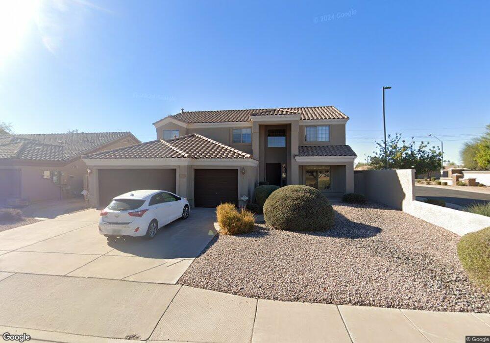 690 N Swallow Ln, Gilbert, AZ 85234 - photo 1