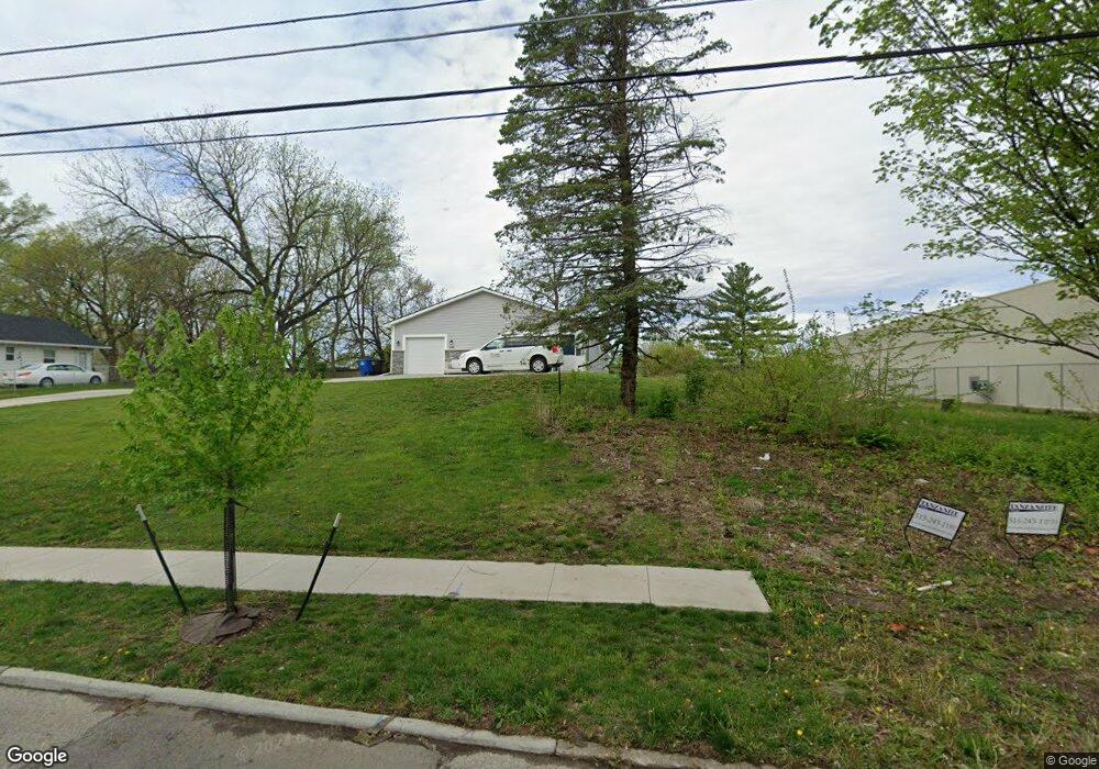 1440 E 25th St, Des Moines, IA 50317 - photo 1