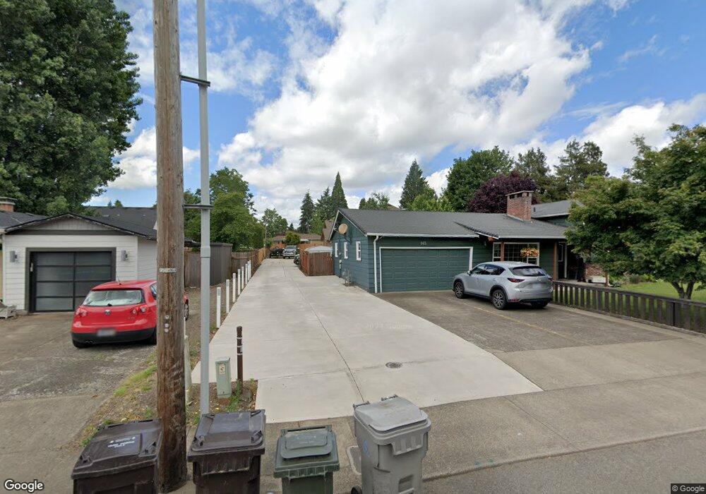 945 N Ivy St, Canby, OR 97013 - photo 1