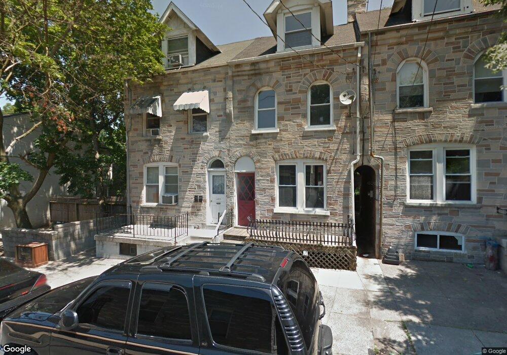 453 E Strawberry St, Lancaster, PA 17602 - photo 1