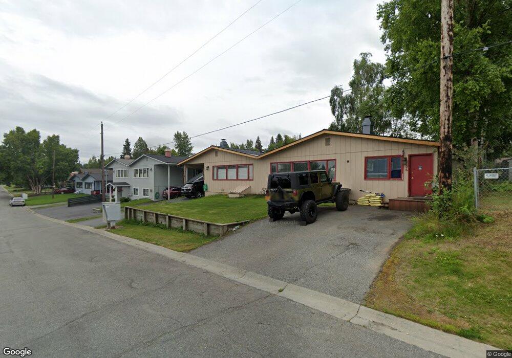 702 W 20th Ave, Anchorage, AK 99503 - photo 1