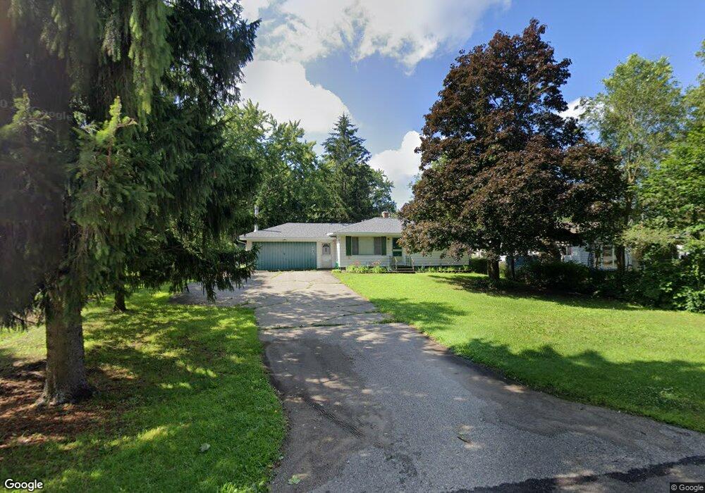 6845 Elizabeth Lake Rd, Waterford, MI 48327 - photo 1