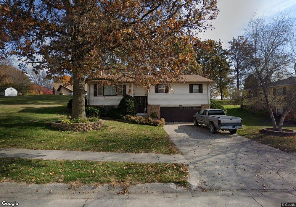 1305 Longman Dr, Shenandoah, IA 51601 - photo 1