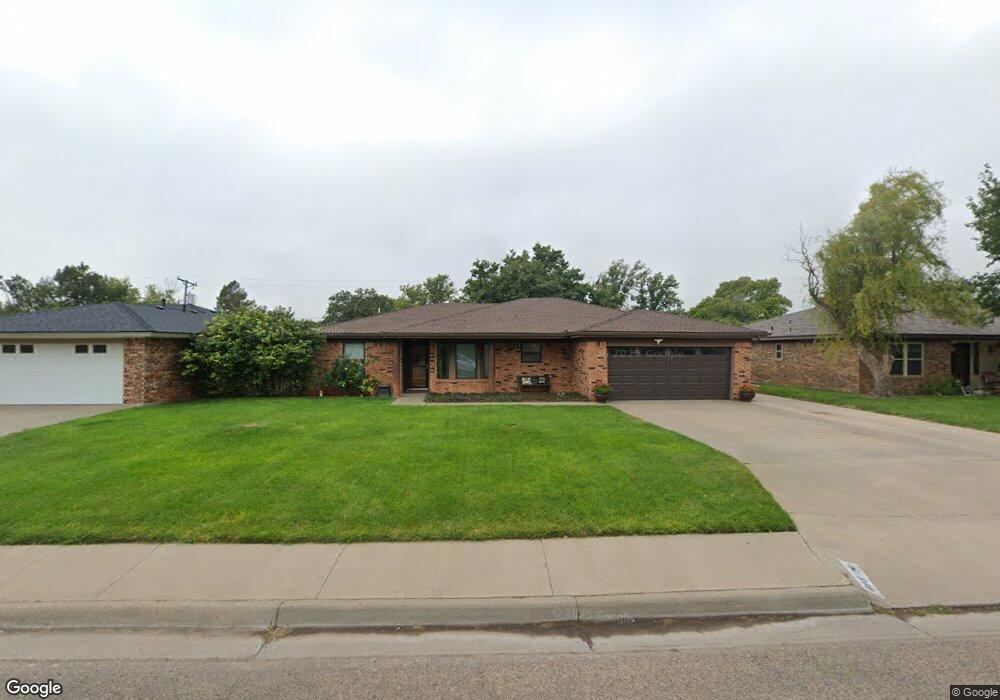 613 Pear Ave, Dumas, TX 79029 - photo 1