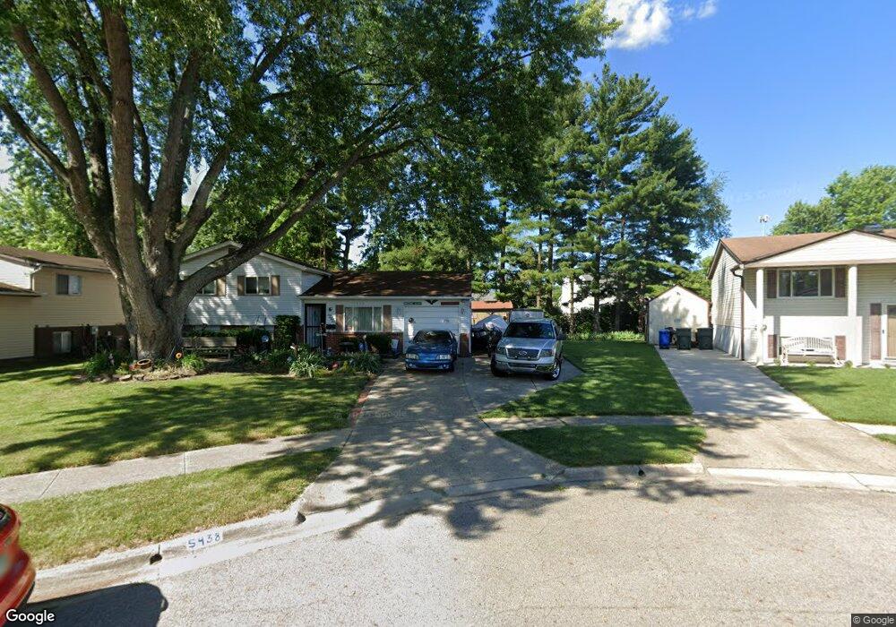 5438 Mellowbrook Ct, Columbus, OH 43232 - photo 1