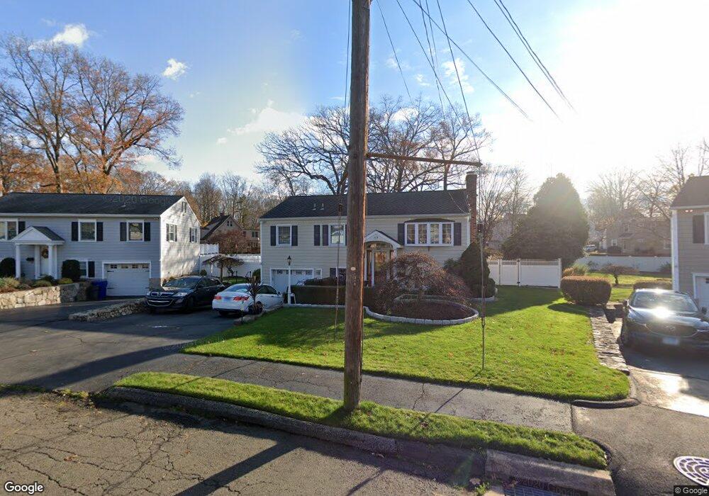 37 Olmstead Place, Norwalk, CT 06855 - photo 1