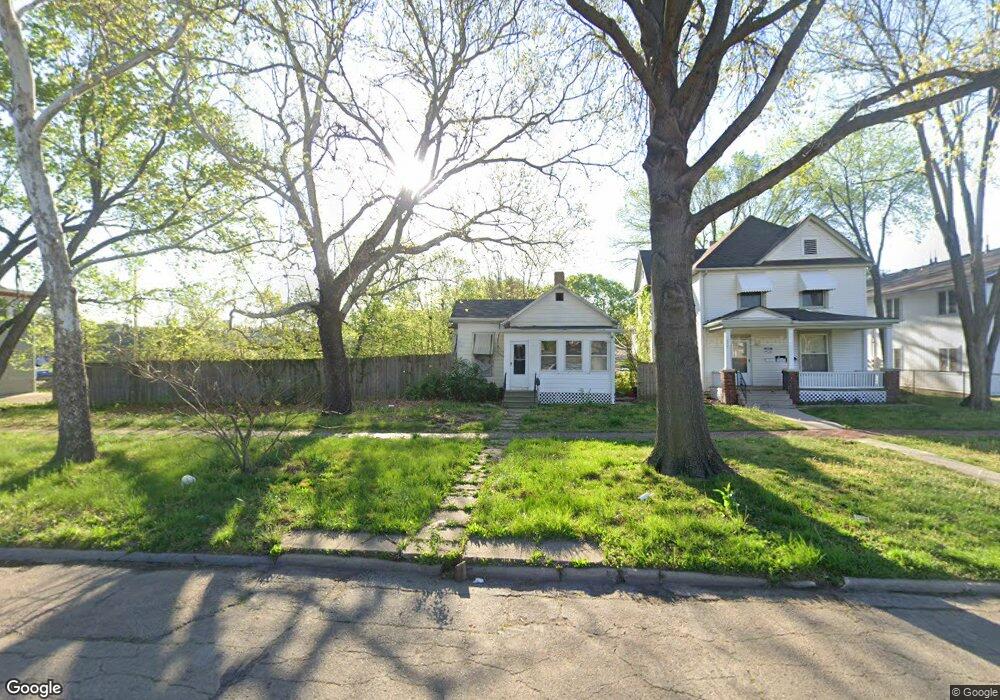 618 SW Polk St, Topeka, KS 66603 - photo 1