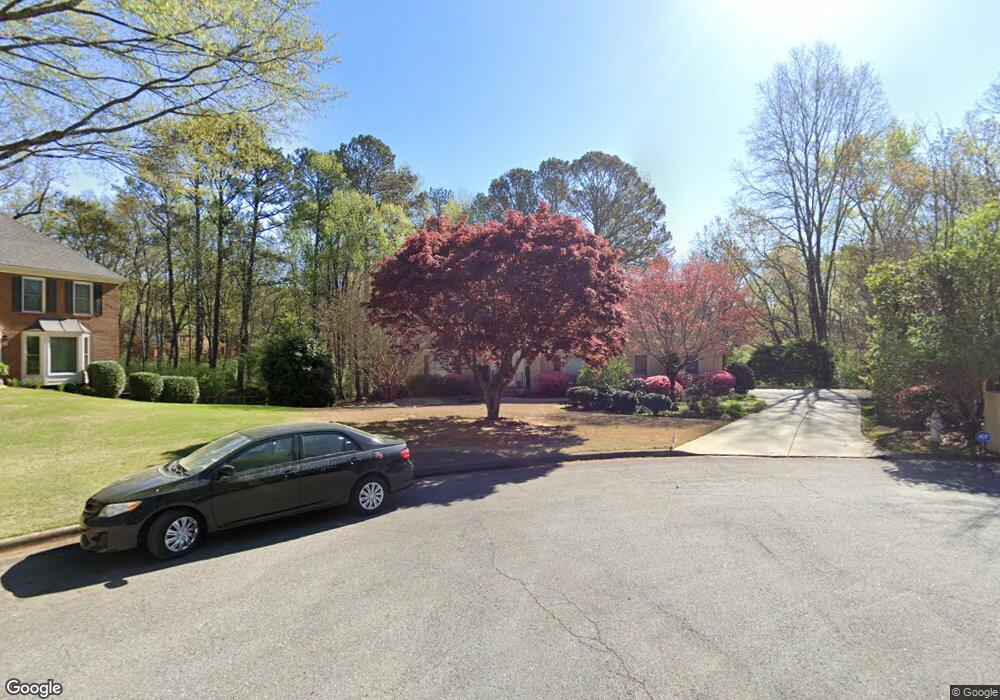 160 Saddlebrook Ct, Roswell, GA 30075 - photo 1