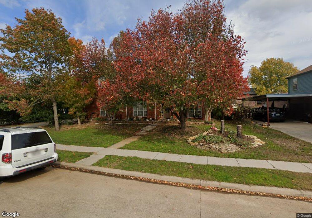 825 Abbots Ln, Denton, TX 76205 - photo 1