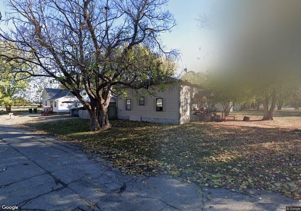 2431 Stevens Ave, Parsons, KS 67357 - photo 1