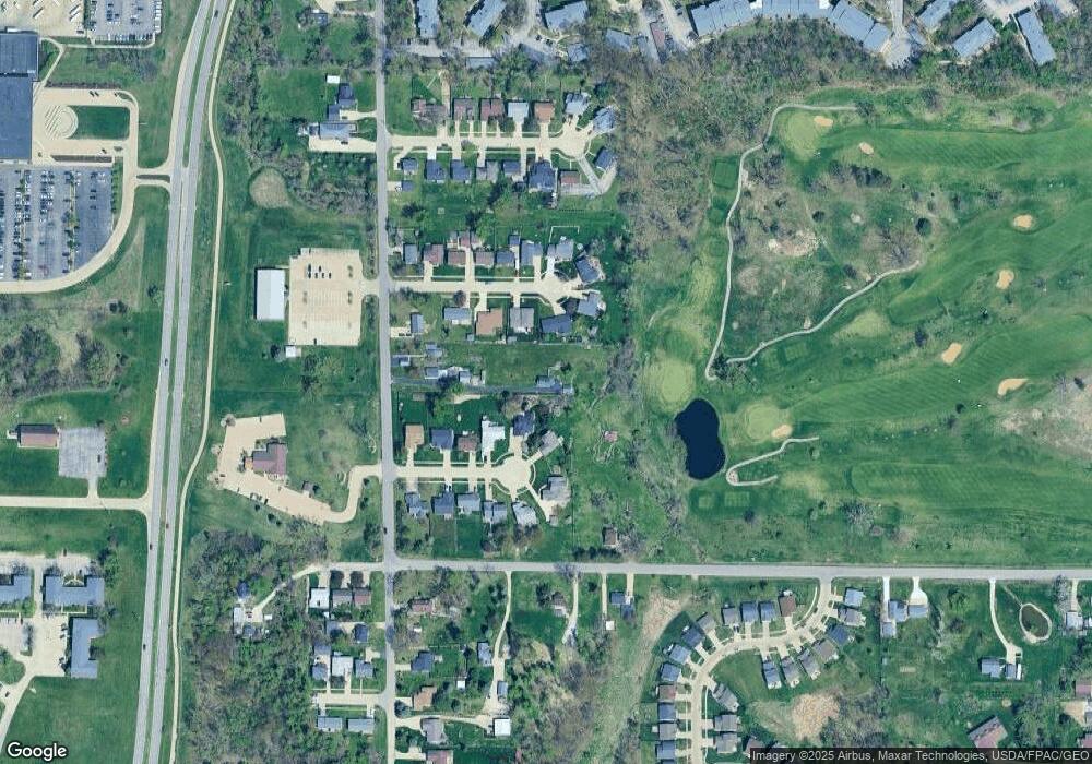 2249 26th St NW, Cedar Rapids, IA 52405 - photo 1