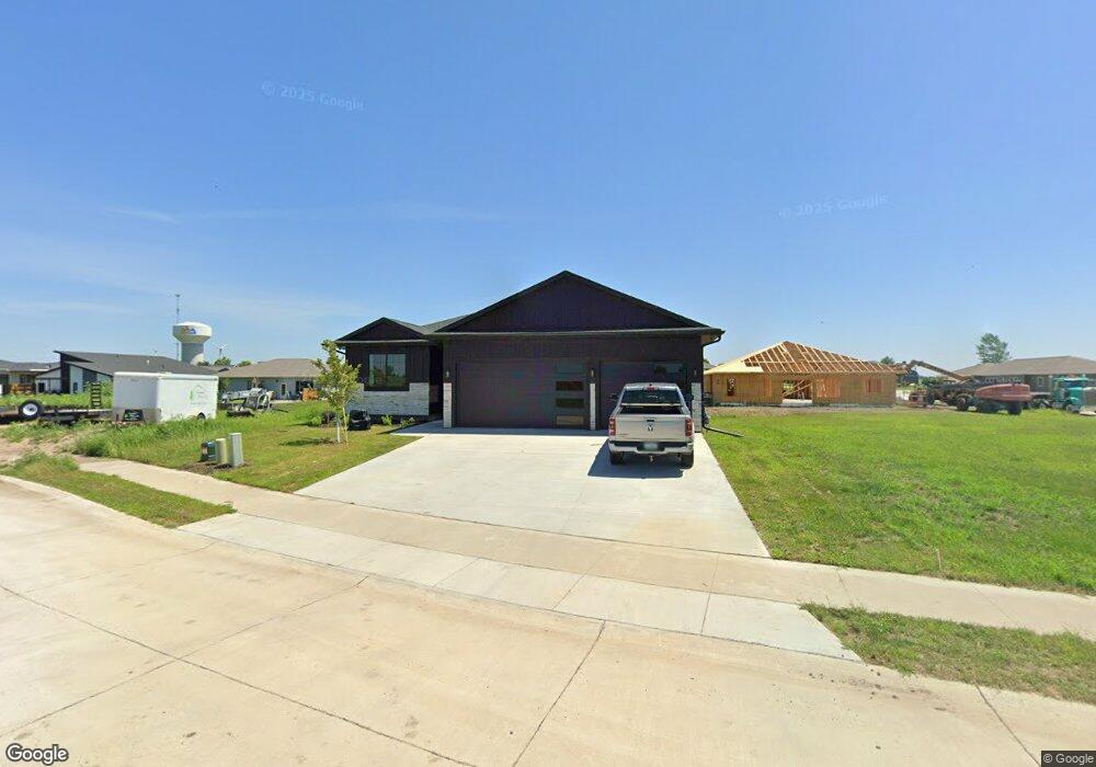 3709 Larchwood Cir unit 208, Spirit Lake, IA 51360 - photo 1