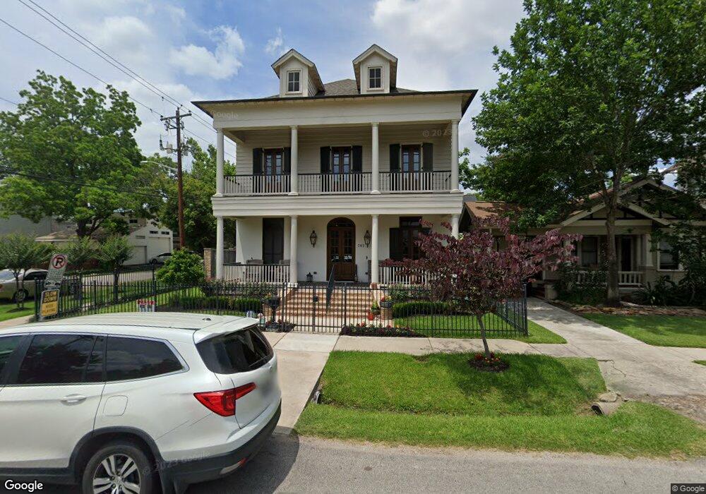 701 E 10th St, Houston, TX 77008 - photo 1