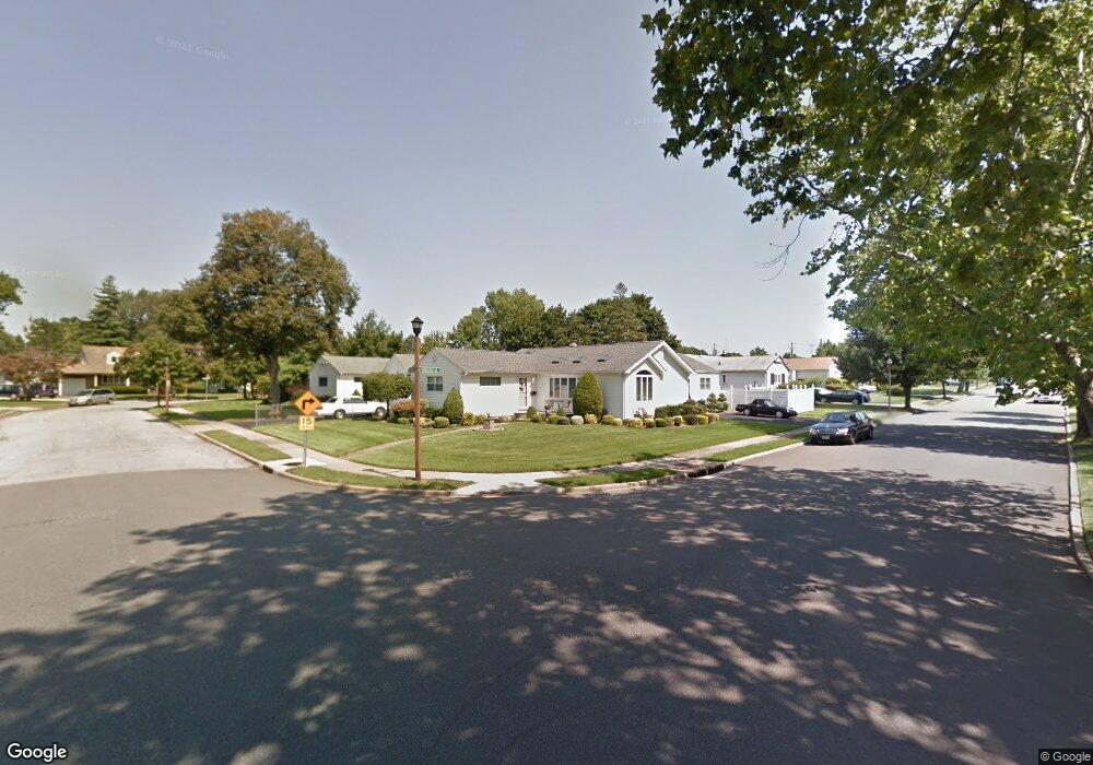 365 Campus Rd, Franklin Square, NY 11010 - photo 1