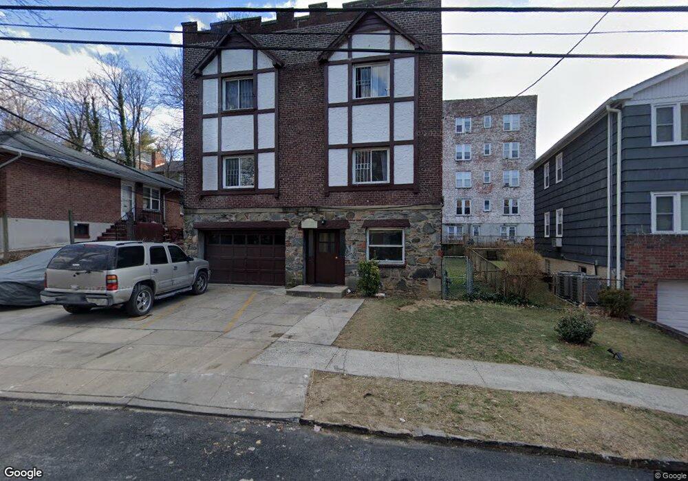 16 Valdale Ave unit 1st Fl, Yonkers, NY 10705 - photo 1