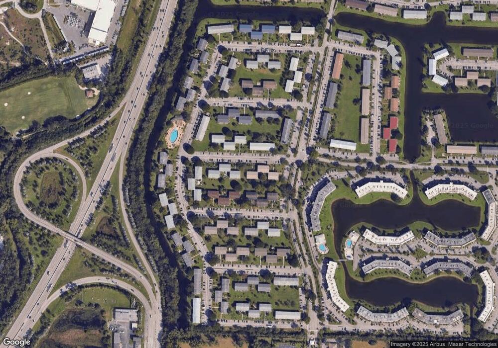 425 Windsor S unit 425, West Palm Beach, FL 33417 - photo 1