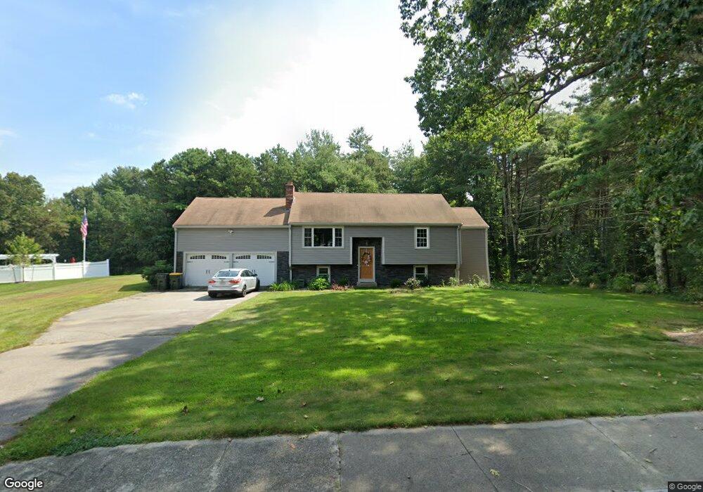 137 Forest St, Franklin, MA 02038 - photo 1