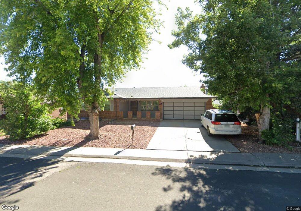 686 Kittredge St, Aurora, CO 80011 - photo 1