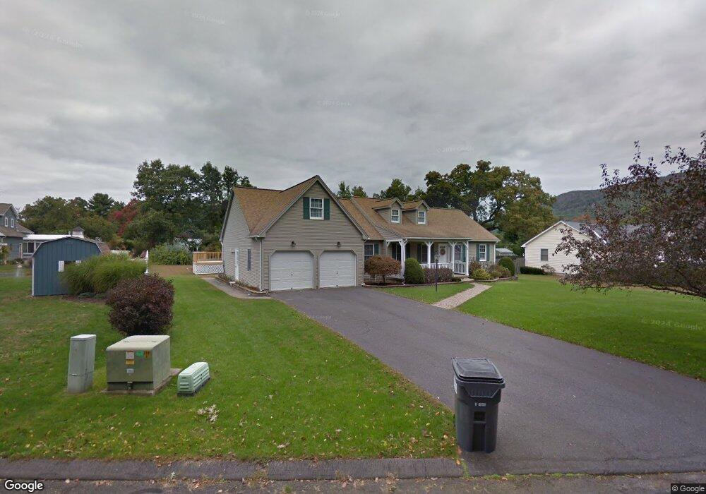 4 Apple Tree Ln, Easthampton, MA 01027 - photo 1