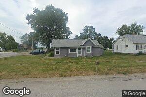 302 3rd St, Durant, IA 52747